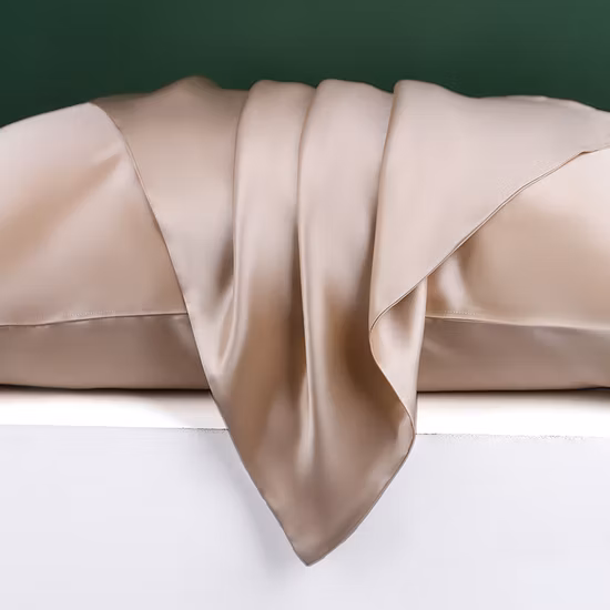 Taie d'oreiller en soie de luxe 100 % mûrier sur mesure
